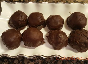 No Bake Pumpkin Cheesecake Truffles